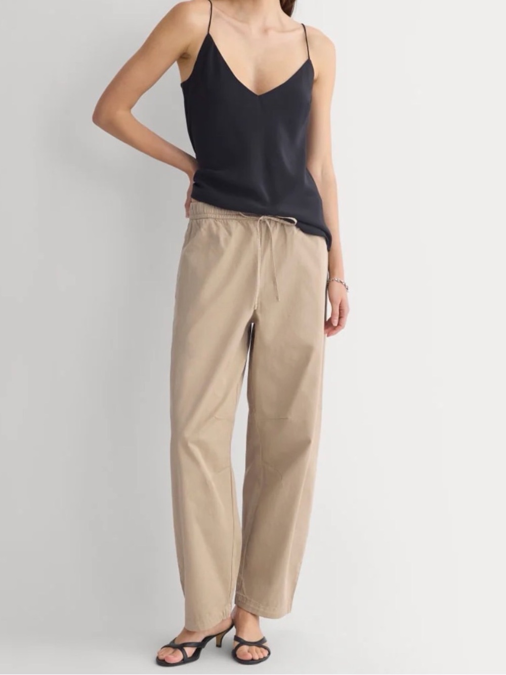 Everlane Pull-On Balloon Pant in Trench Coat Khaki
